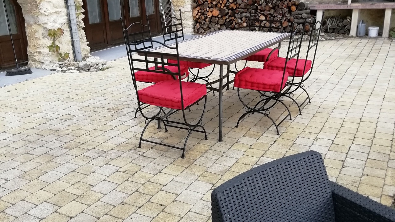 Photo of Outdoor in Cabrials