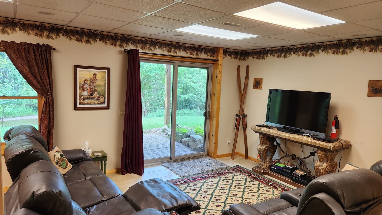 Photo of Livingroom in Fulton