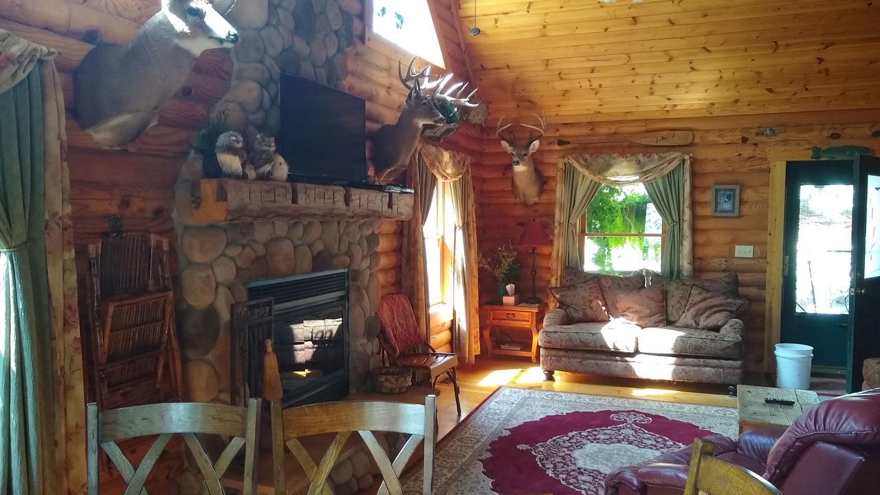 Photo of Livingroom in Fulton