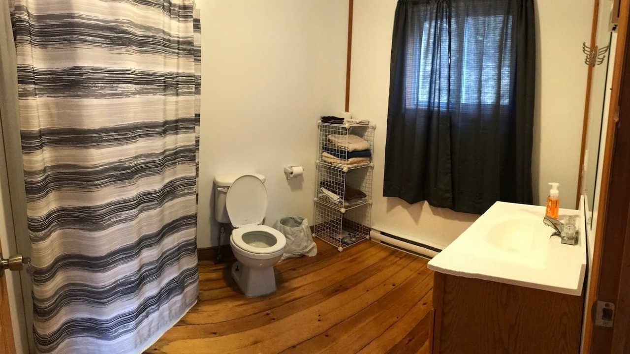 Photo of Bathroom in Meat Cove