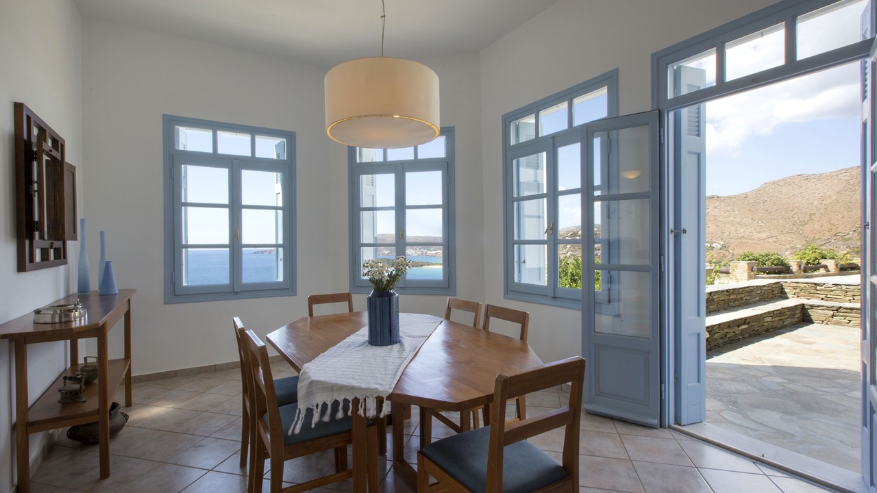 Photo of Livingroom in Ydrousa