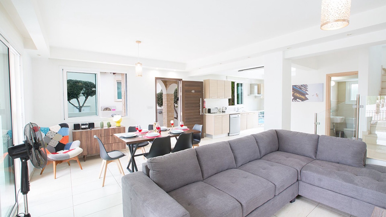 Photo of Livingroom in Pernera