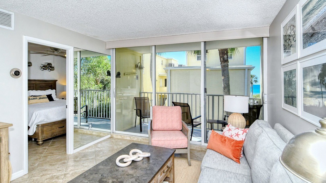 Photo of Livingroom in Longboat Key