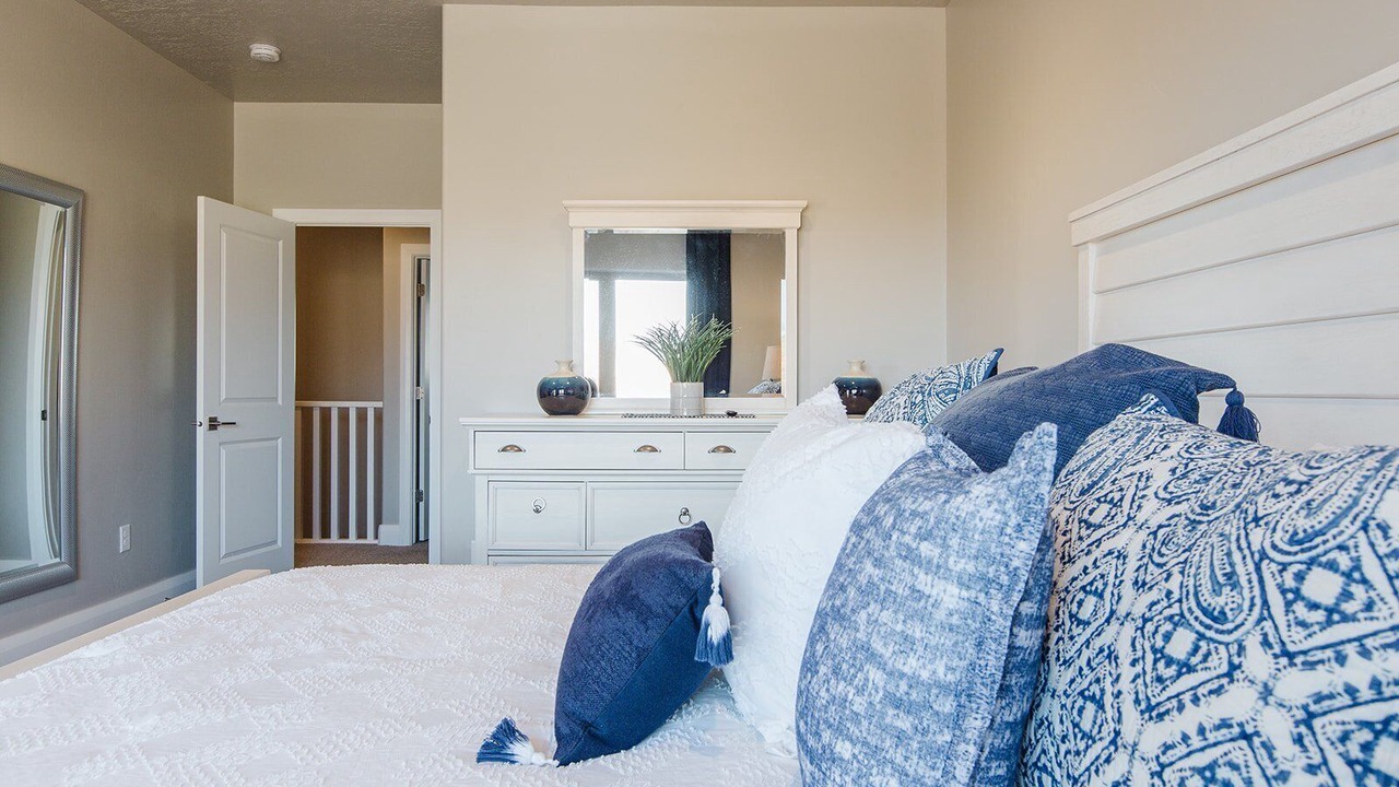 Photo of Bedroom in Hurricane