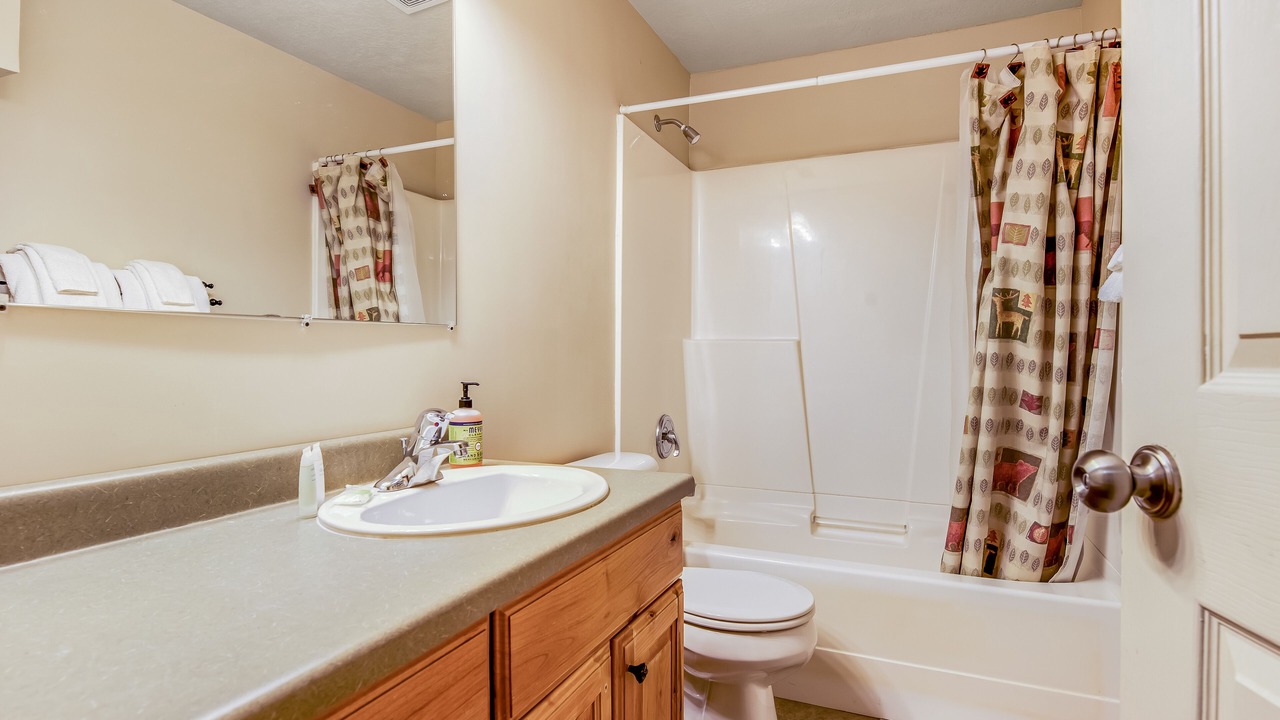 Photo of Bathroom in Harbor Village