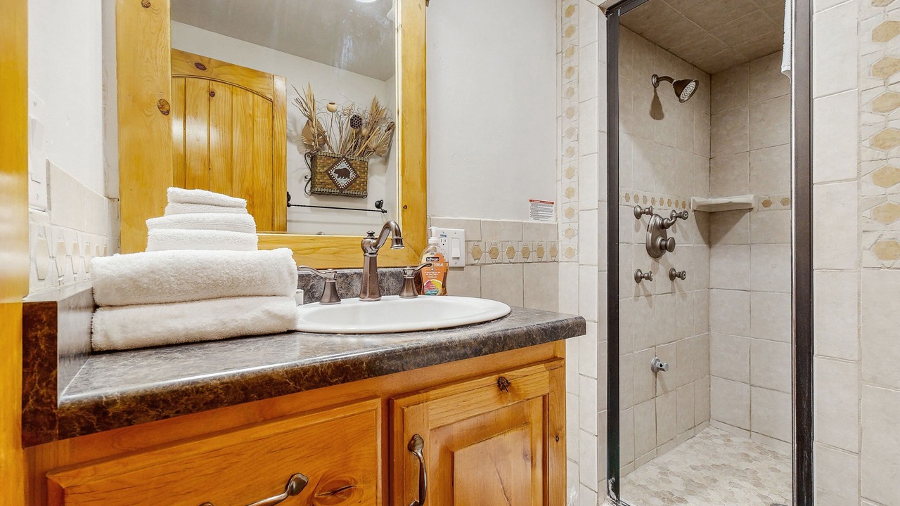 Photo of Bathroom in Harbor Village
