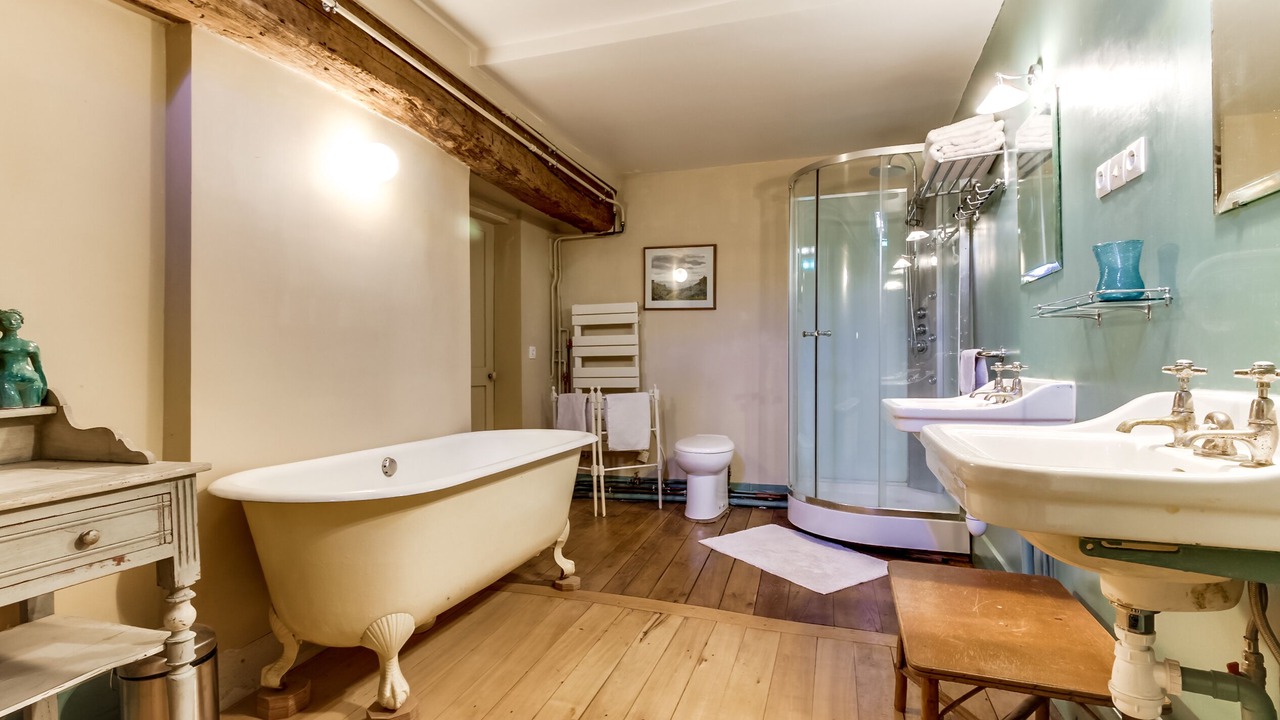 Photo of Bathroom in Hauteroche
