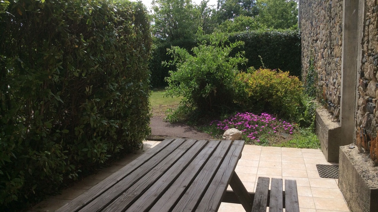 Photo of Patio Balcony in Le Poire-sur-Vie