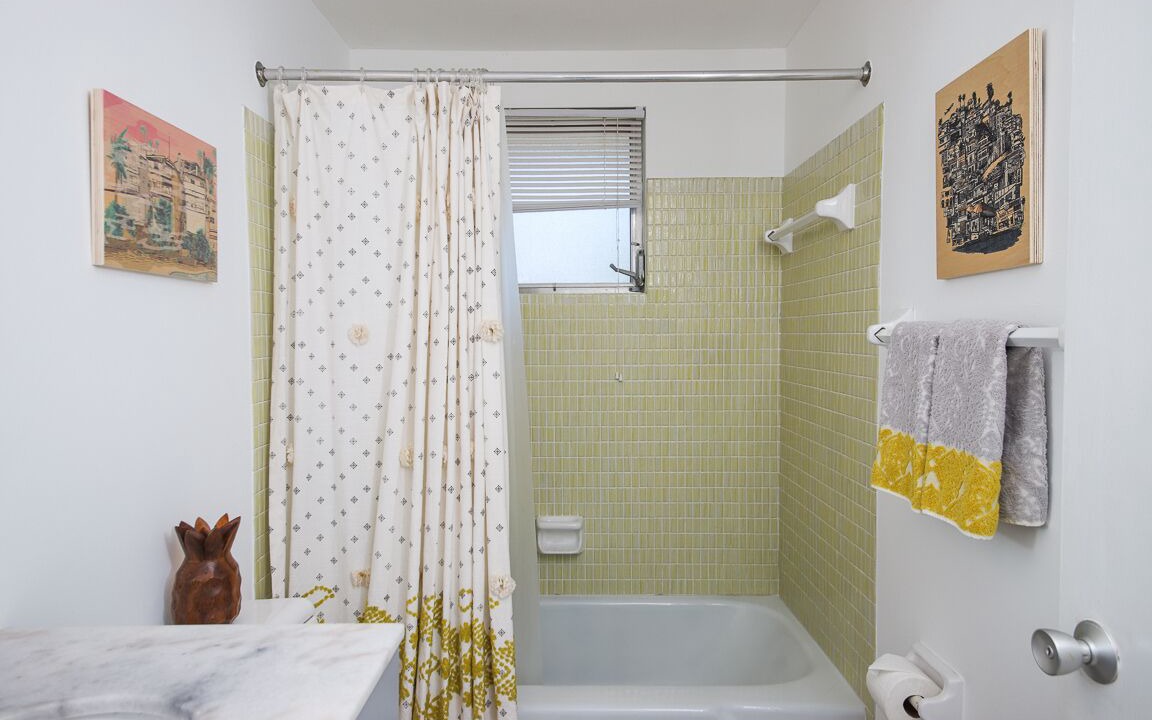 Photo of Bathroom in Gulf Gate Estates