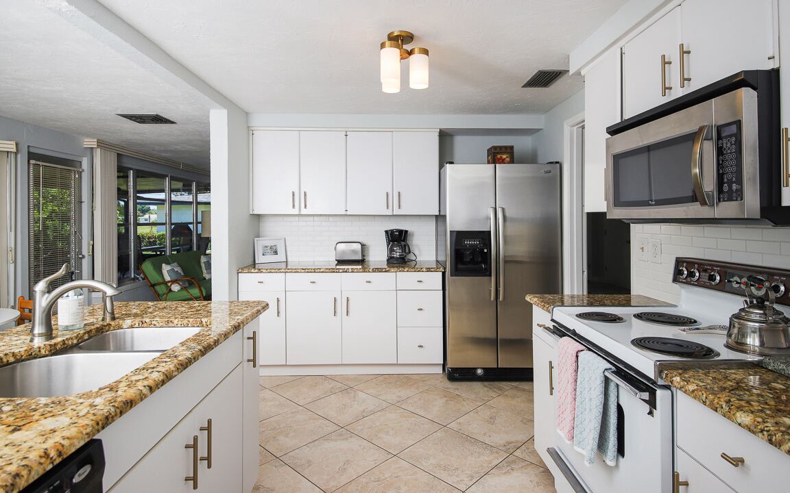 Photo of Kitchen in Gulf Gate Estates