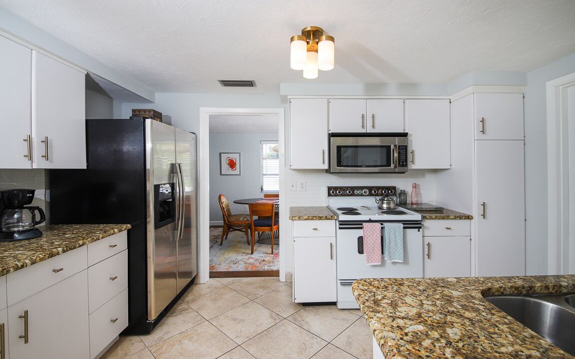 Photo of Kitchen in Gulf Gate Estates