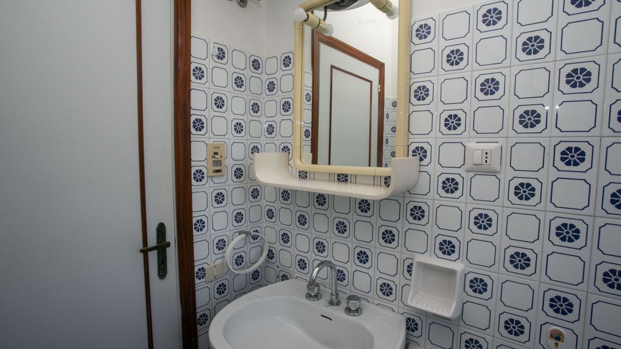 Photo of Bathroom in Marcelli