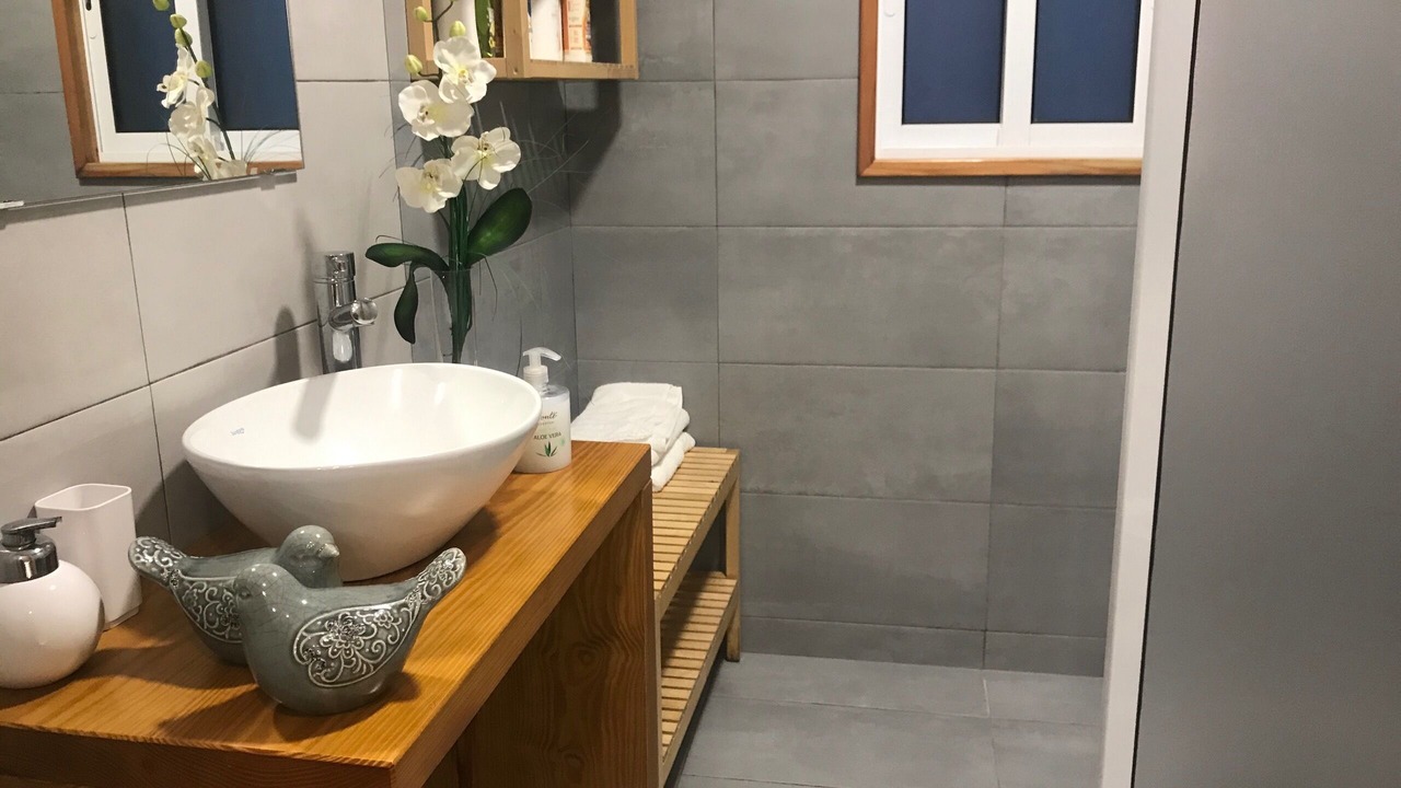 Photo of Bathroom in Feteiras
