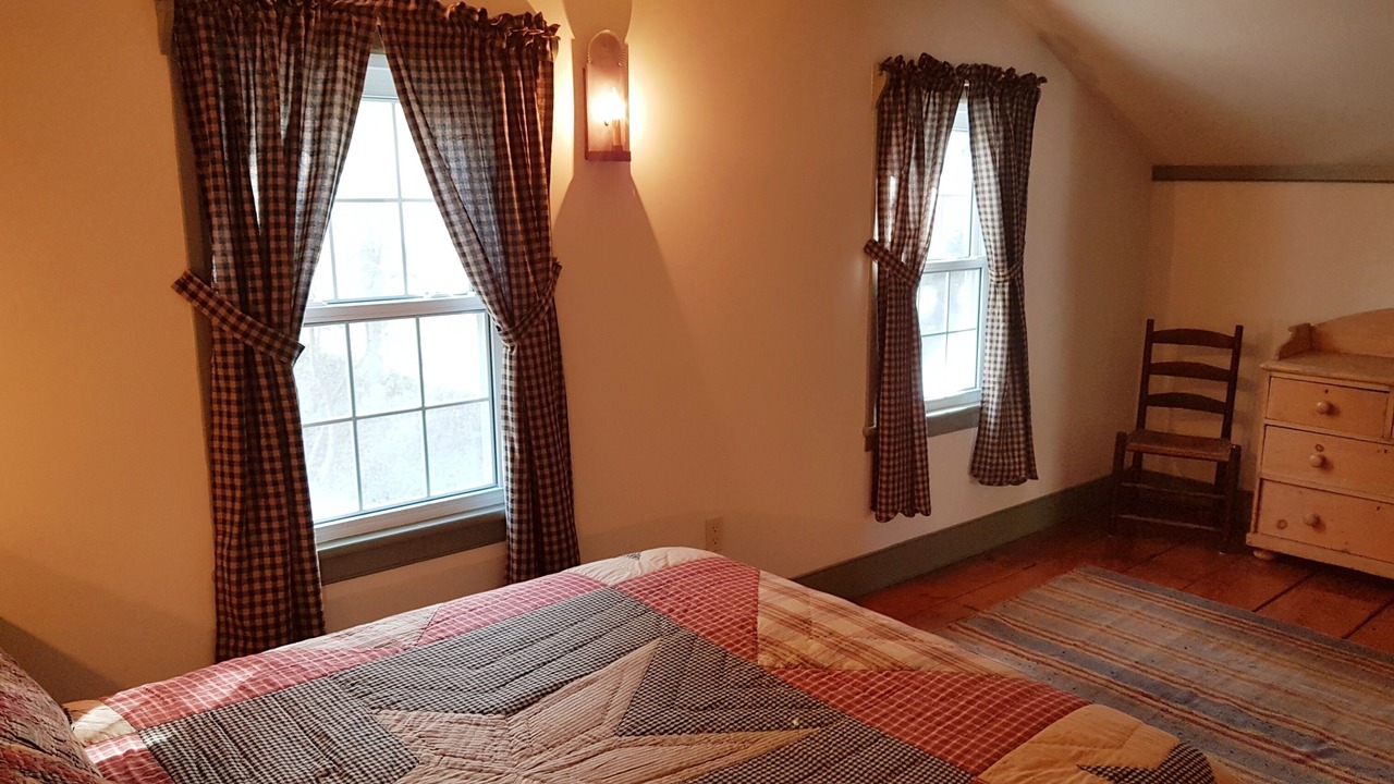 Photo of Bedroom in Old Town Historic District