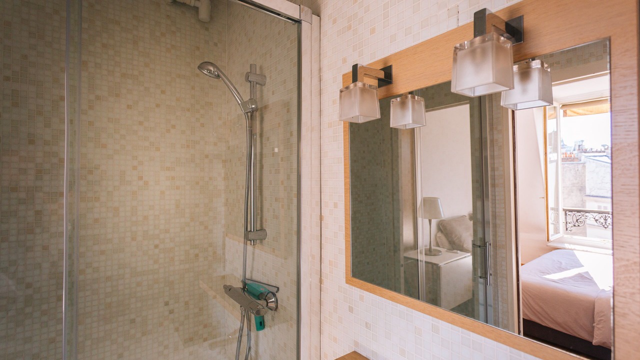 Photo of Bathroom in 8th Arrondissement