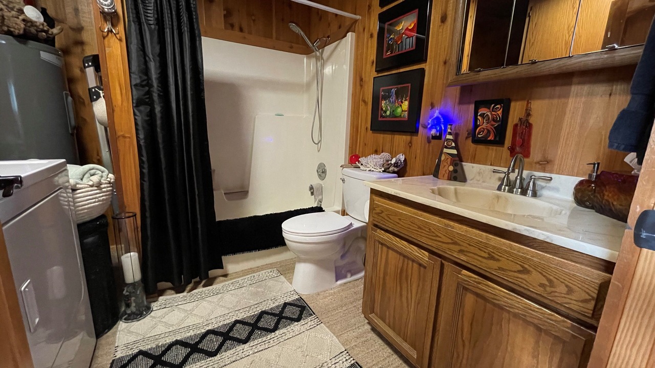 Photo of Bathroom in St. Maries