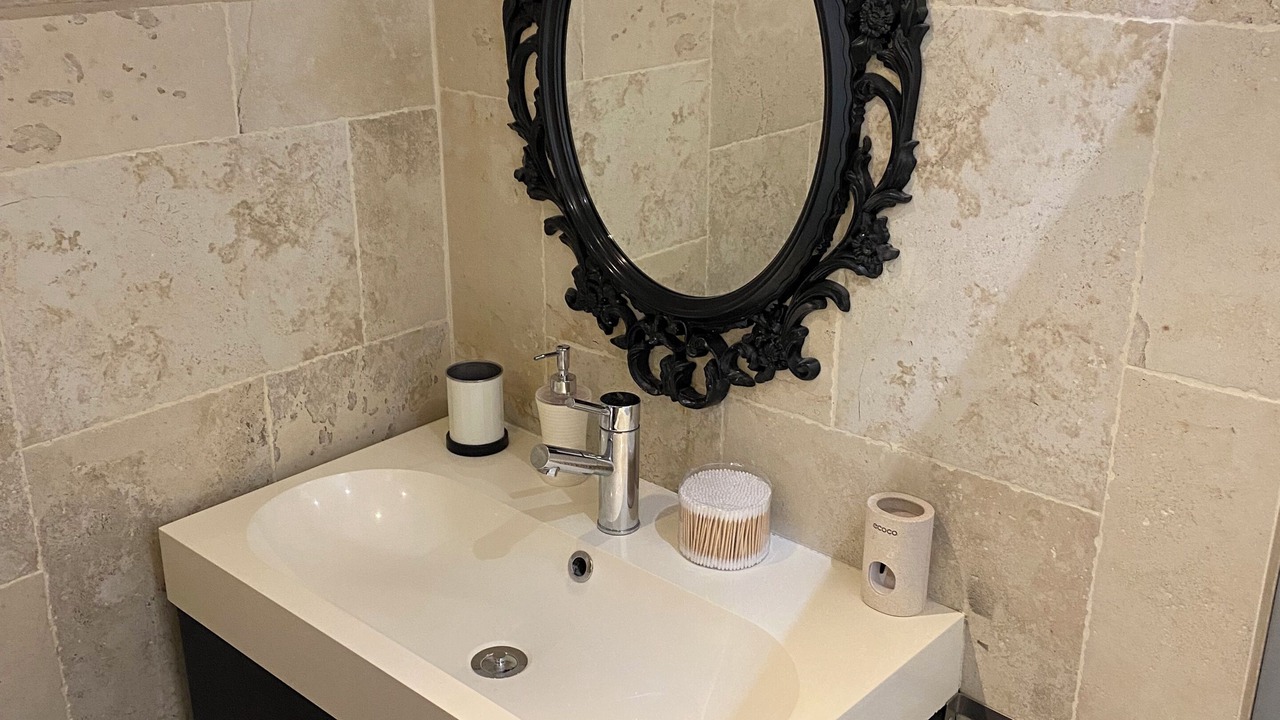 Photo of Bathroom in Batignolles