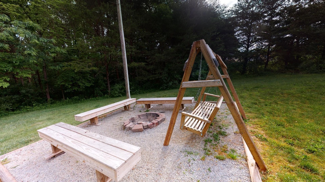 Photo of Outdoor in Nelsonville
