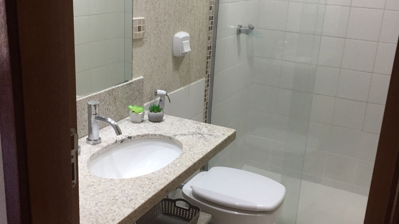 Photo of Bathroom in J Jeriquara