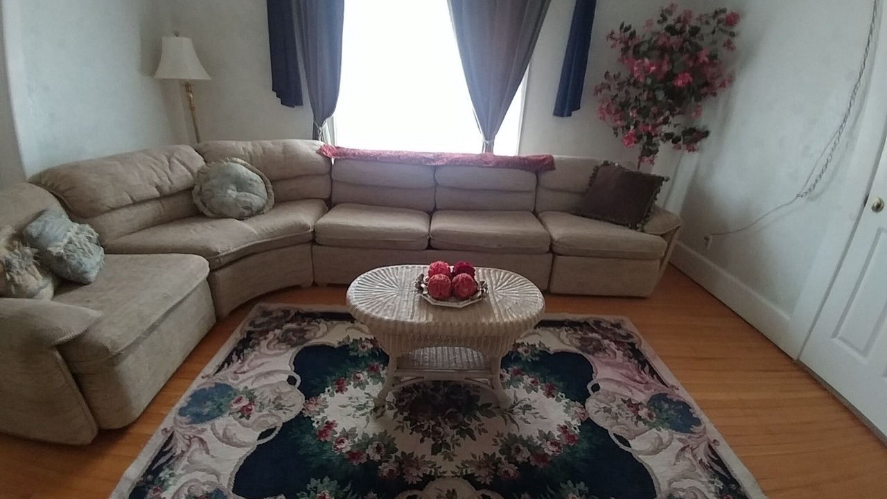 Photo of Bedroom in Mount Clemens