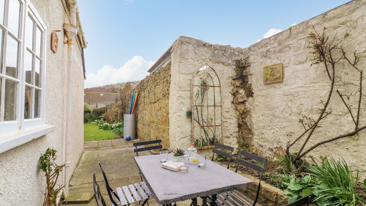 Photo of Outdoor in West Bay