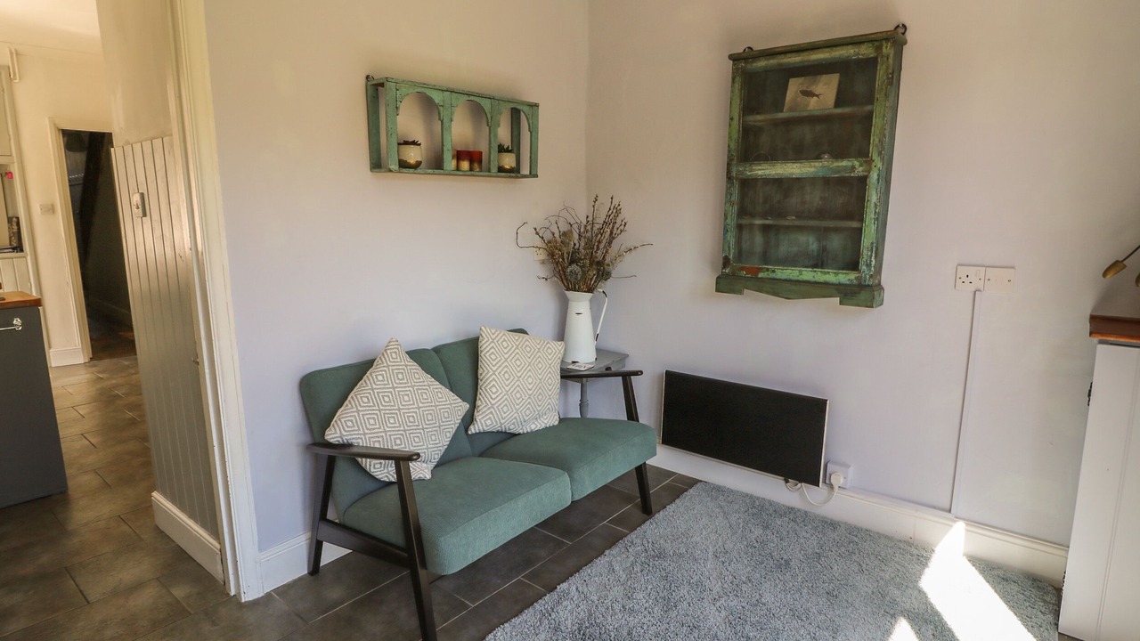 Photo of Livingroom in West Bay