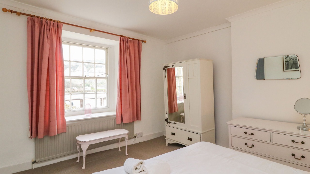 Photo of Bedroom in West Bay