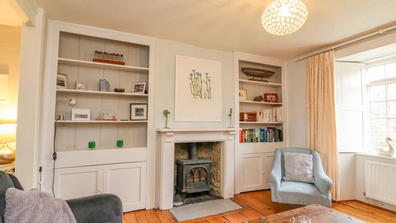 Photo of Livingroom in West Bay