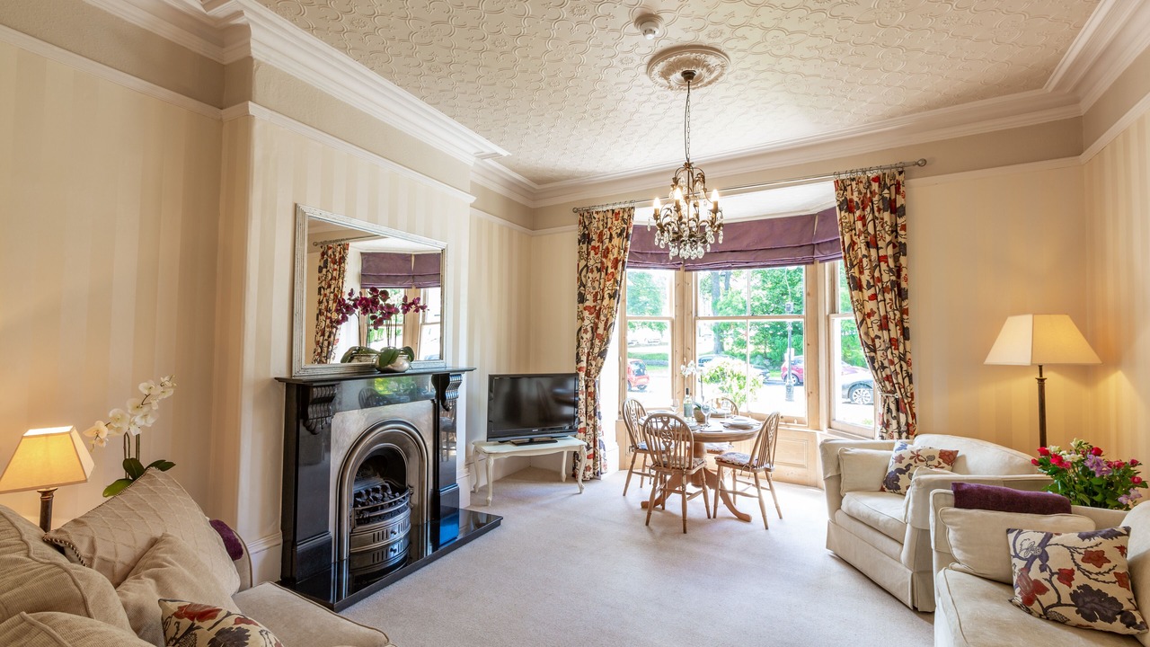 Photo of Livingroom in Harrogate City Centre