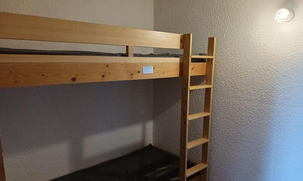 Photo of Bedroom in Arc-1800