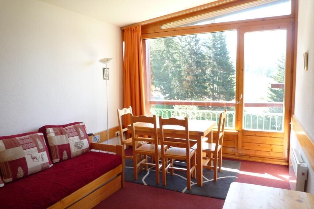 Photo of Livingroom in Arc-1800