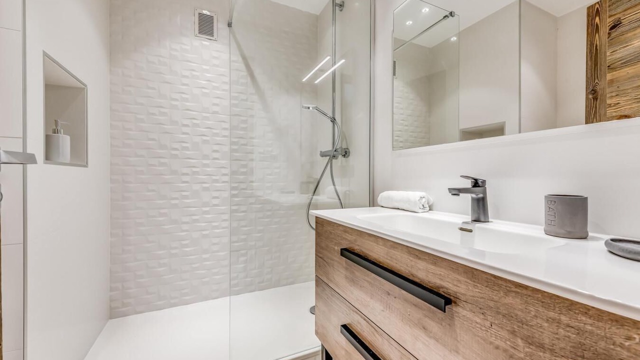 Photo of Bathroom in Tignes le Lac