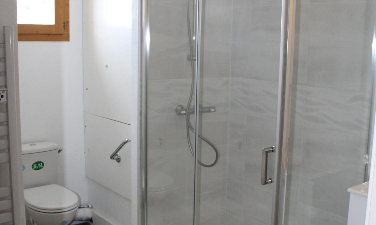 Photo of Bathroom in Saint-Etienne-en-Devoluy