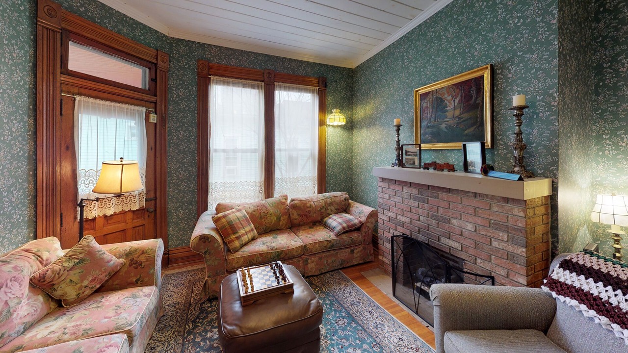 Photo of Livingroom in Nelsonville
