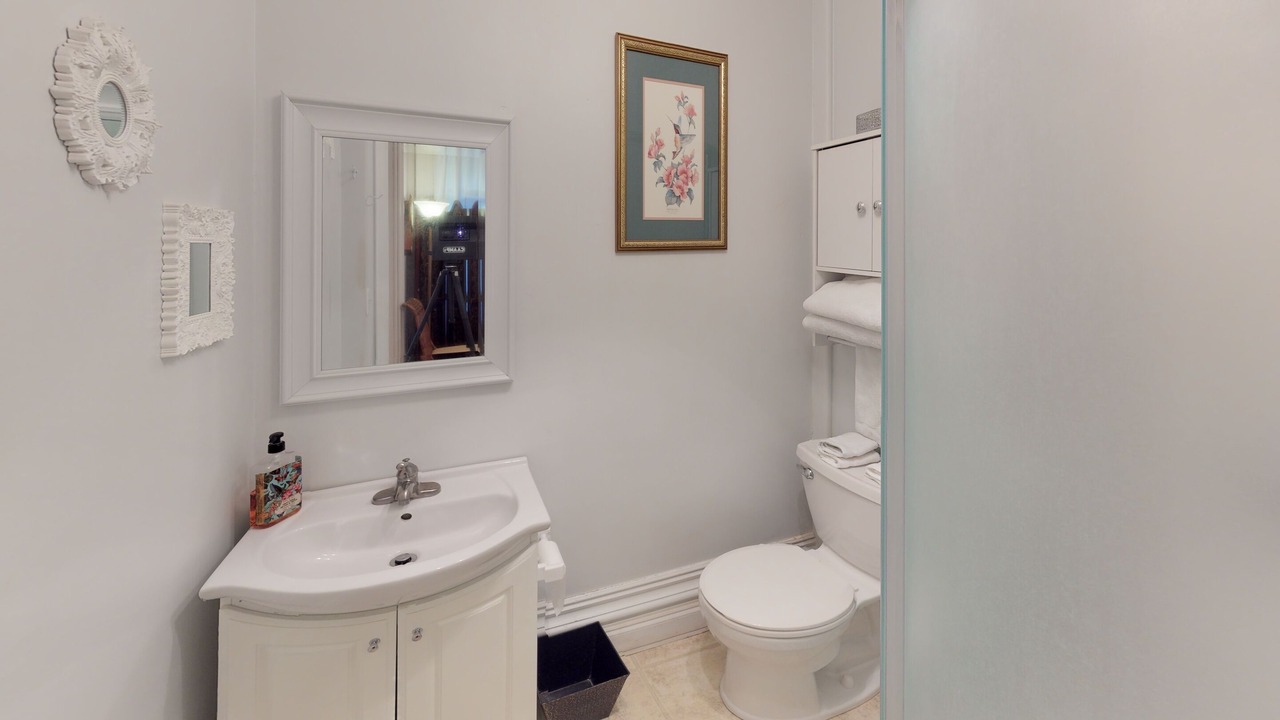Photo of Bathroom in Nelsonville