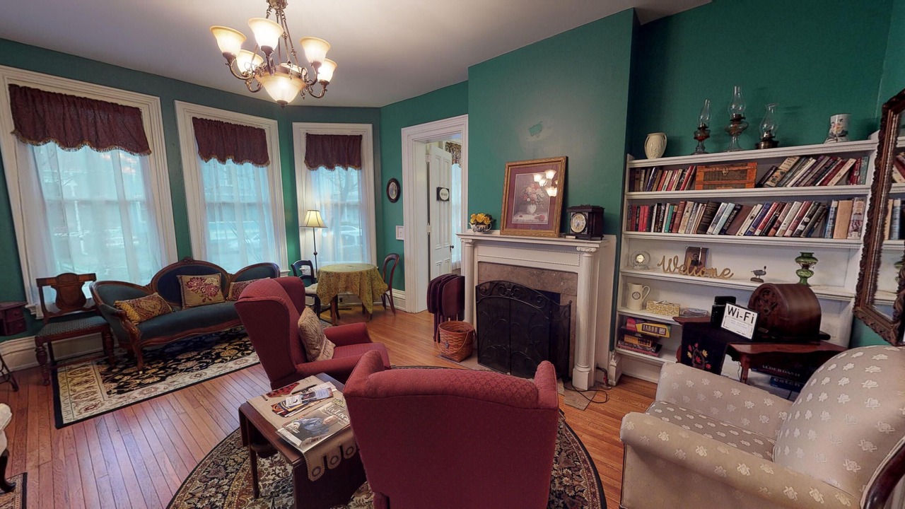 Photo of Livingroom in Nelsonville