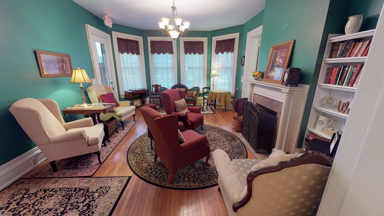 Photo of Livingroom in Nelsonville
