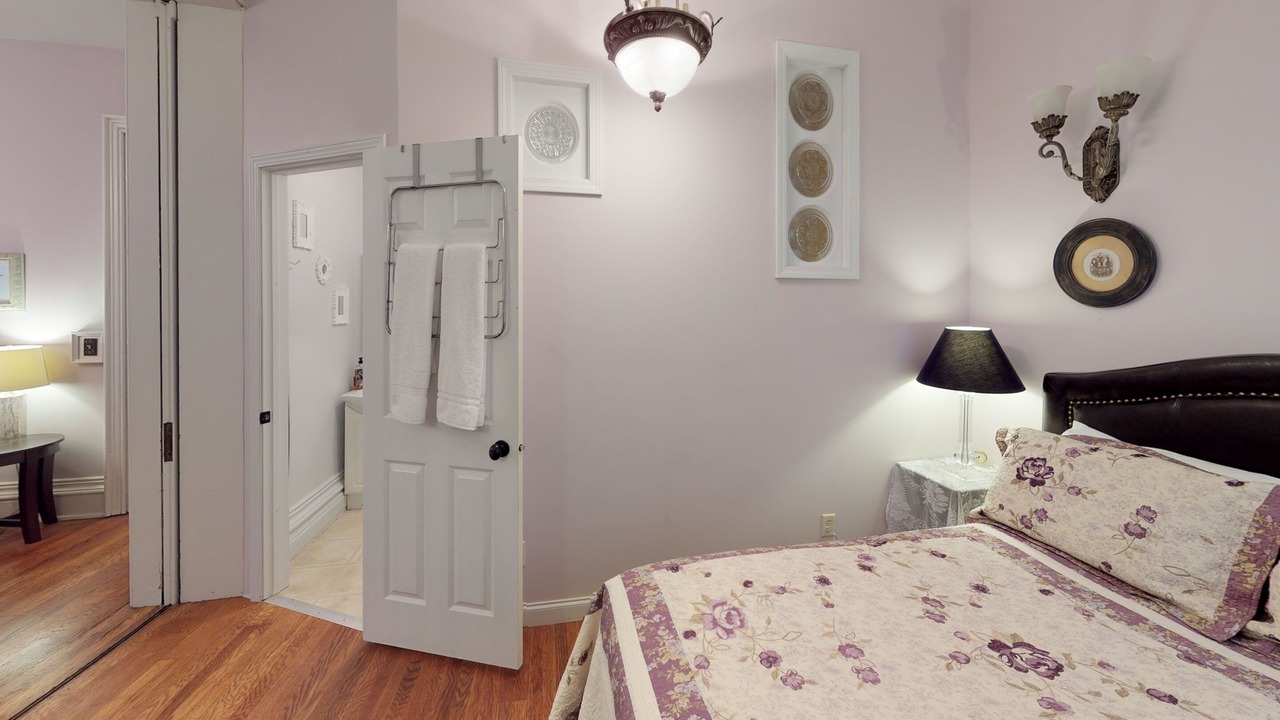 Photo of Bedroom in Nelsonville