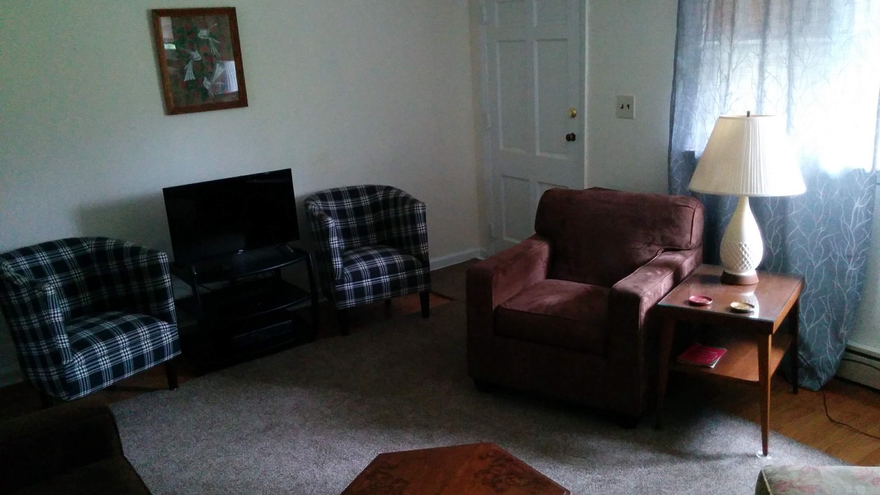Photo of Livingroom in Southold