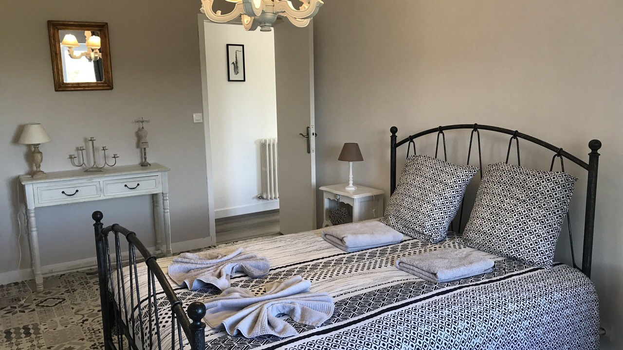 Photo of Bedroom in Carentan