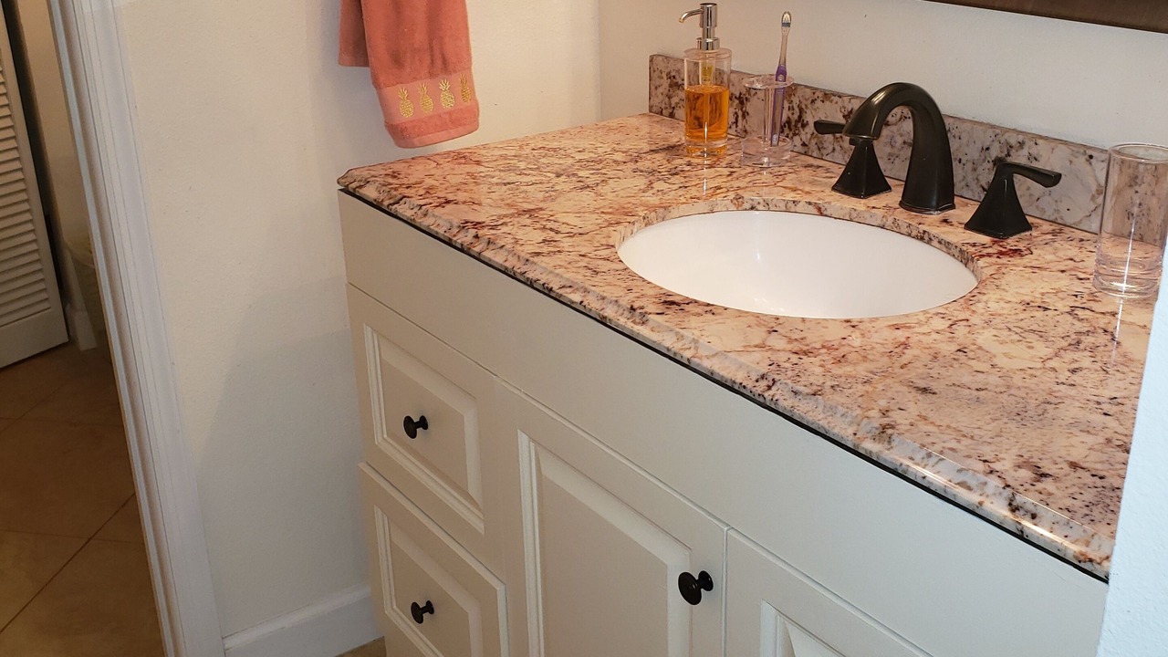 Photo of Bathroom in Plantation