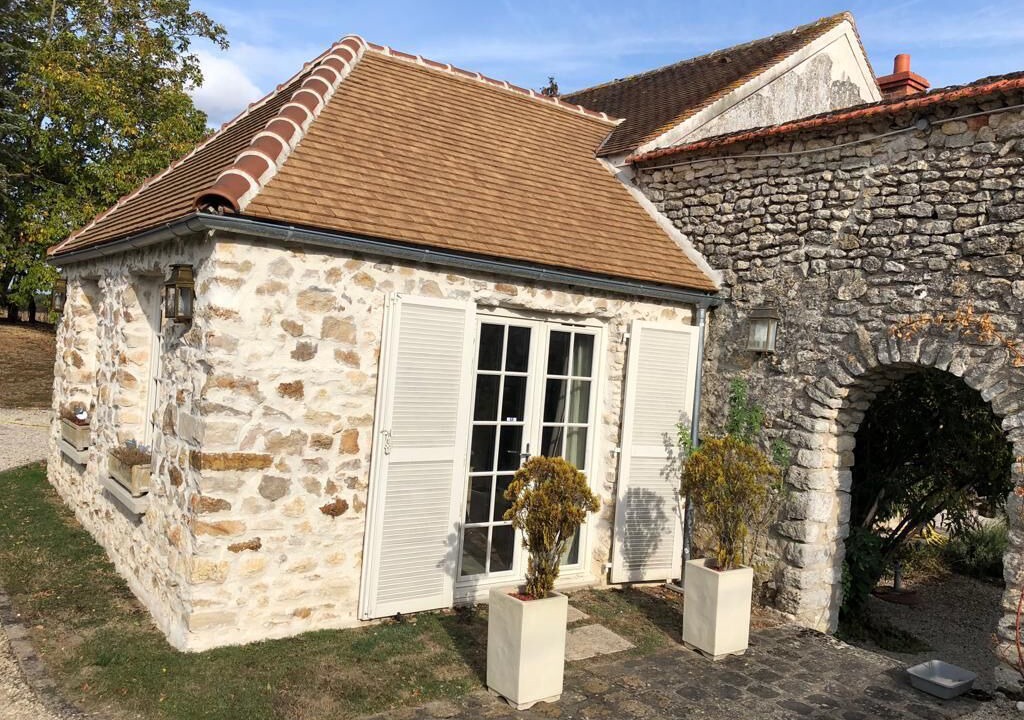 Photo of Outdoor in Buthiers