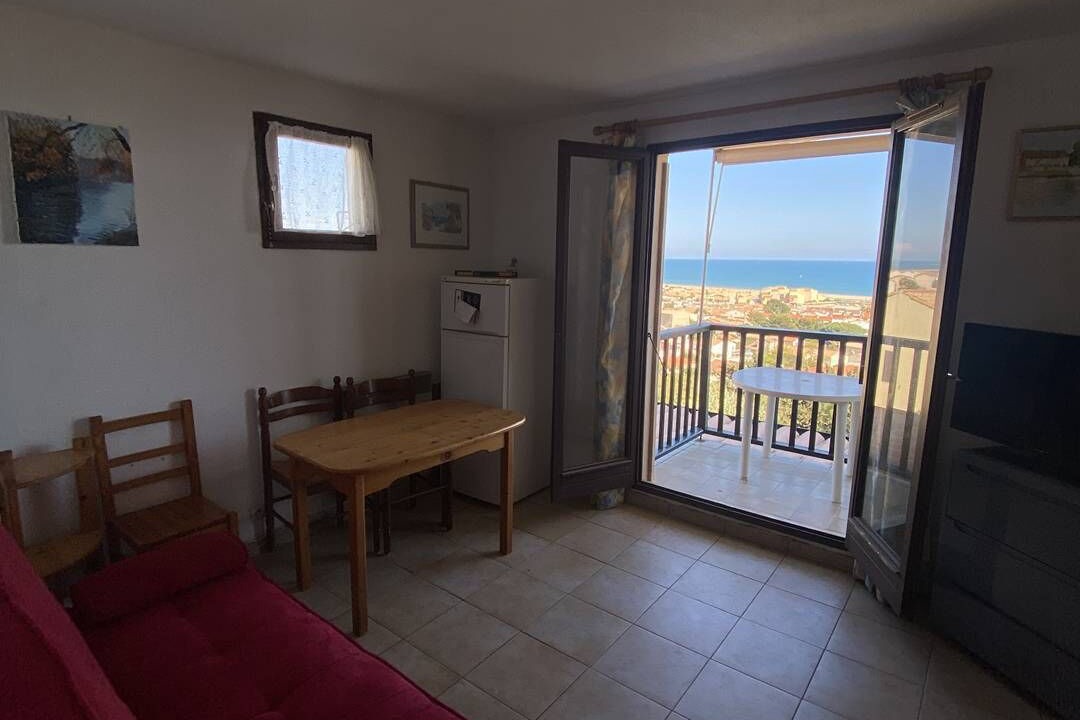 Photo of Livingroom in Saint-Pierre-la-Mer