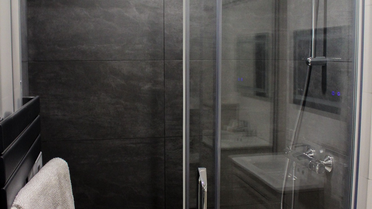 Photo of Bathroom in Clermont Ferrand City Centre