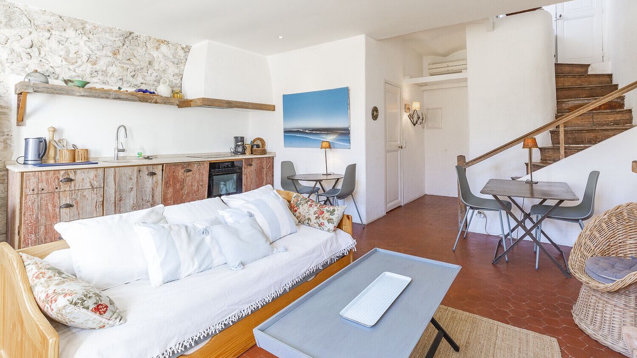 Photo of Livingroom in Antibes Old Town