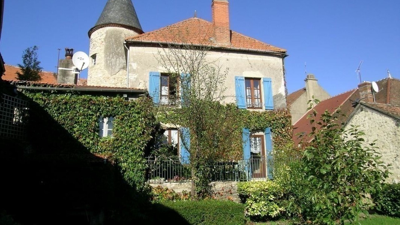 Photo of Outdoor in Billy