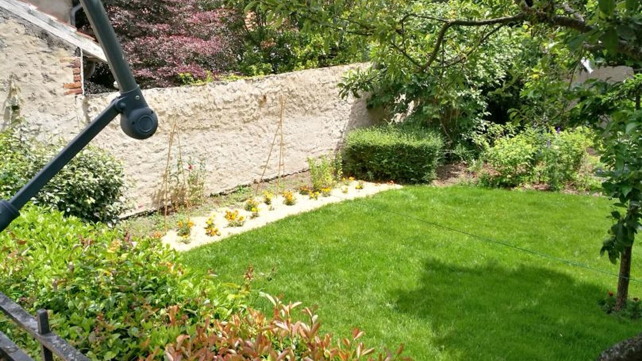 Photo of Outdoor in Billy