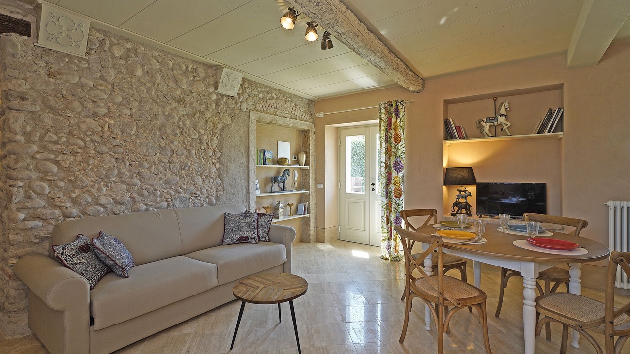 Photo of Livingroom in Calmasino