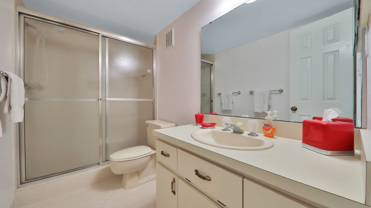 Photo of Bathroom in Crescent Beach