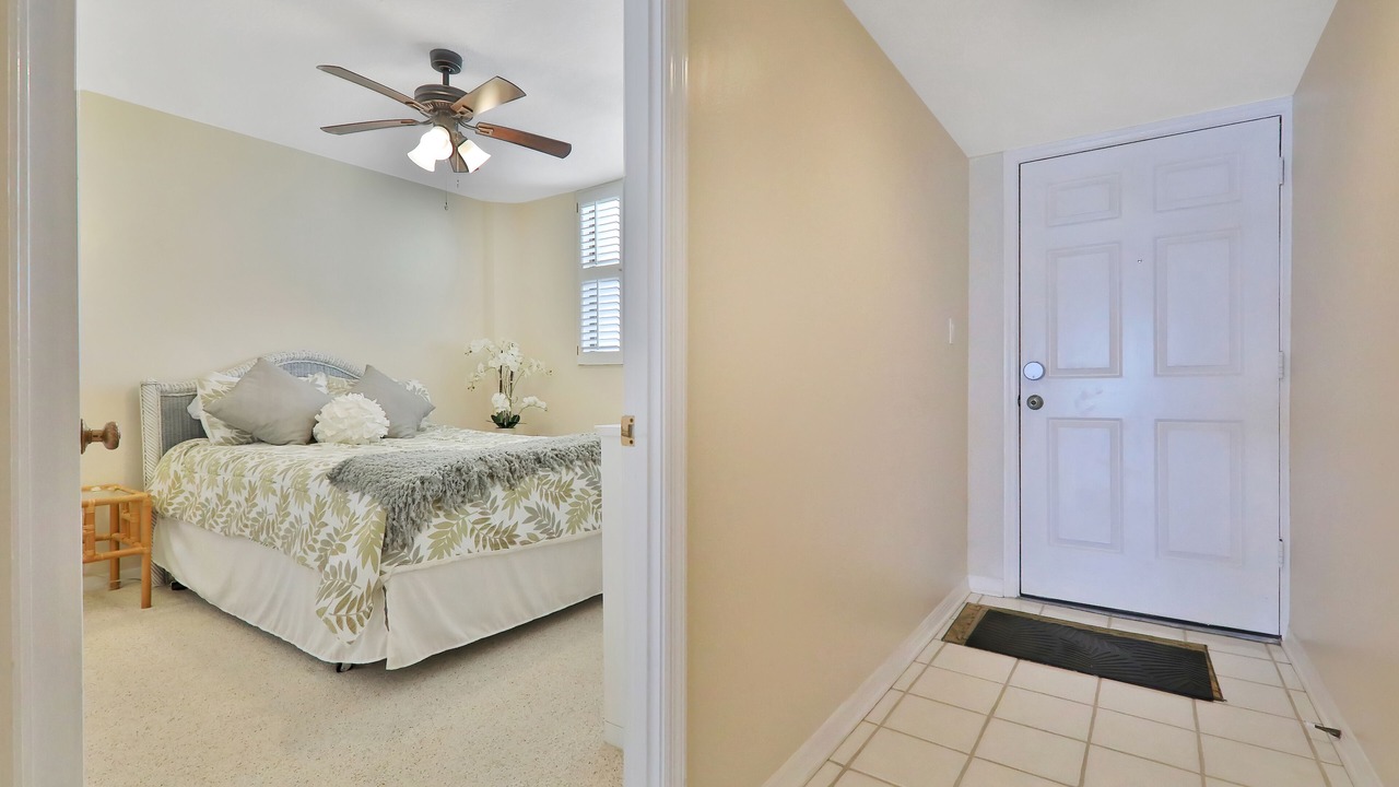 Photo of Bedroom in Crescent Beach